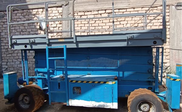 scissor lift 18 m, renting scissor lift in Egypt, 18 m ايجار سيزر ليفت مصر, ايجار سيزورلفت مصر,