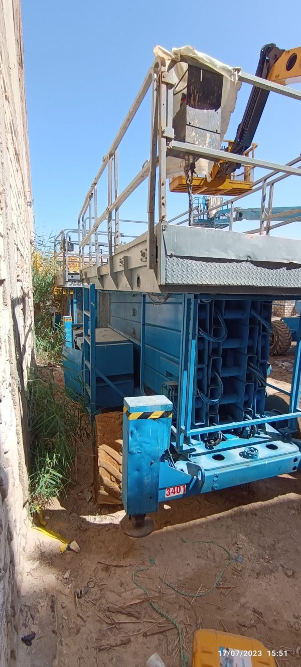 scissor lift 18 m, renting scissor lift in Egypt, 18 m ايجار سيزر ليفت مصر, ايجار سيزورلفت مصر,