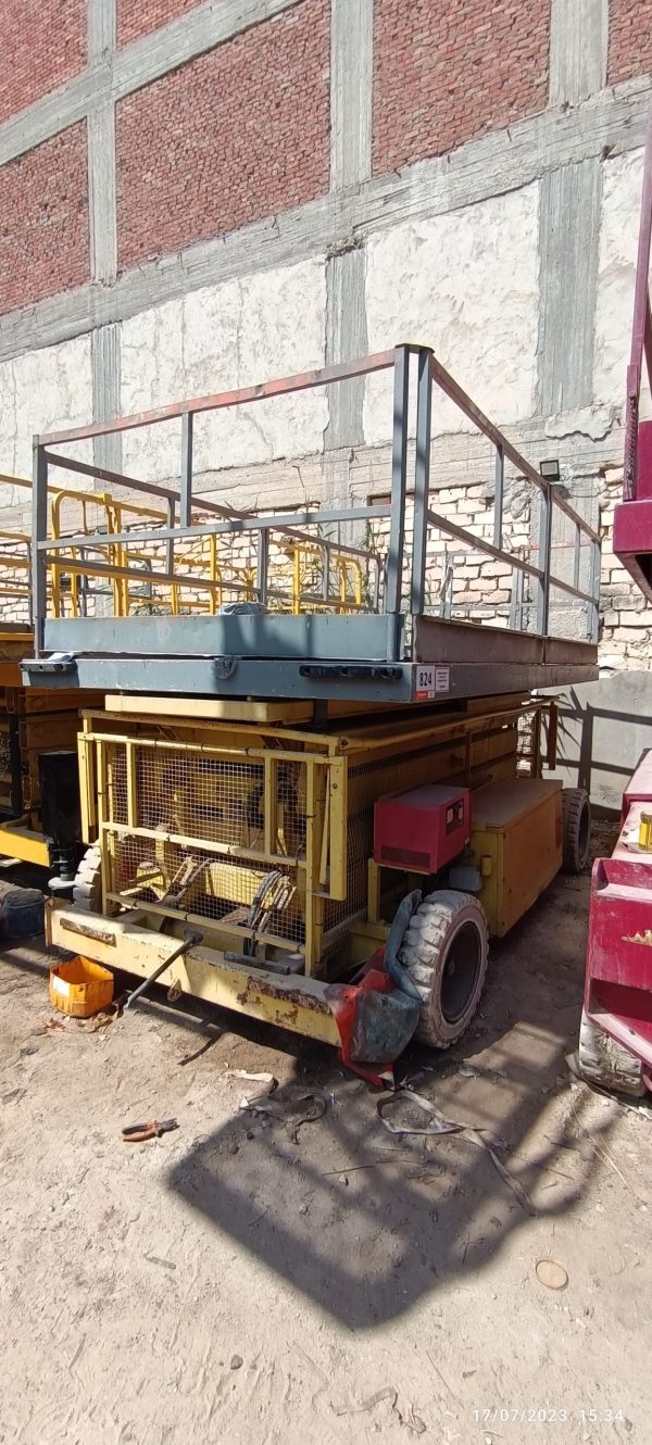 scissor lift 14 m, renting scissor lift in Egypt, 14 m ايجار سيزر ليفت مصر, ايجار سيزورلفت مصر,