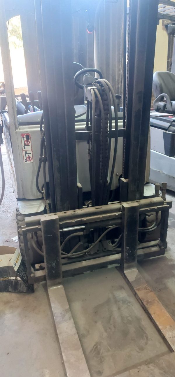 forklift, renting forklifts in Egypt, ايجار رافعه شوكيه مصر, ايجار ونش شوكه مصر, ايجار فوركلفت مصر, ايجار كلارك 1.8 طن مصر, ايجار كلاركات مصر