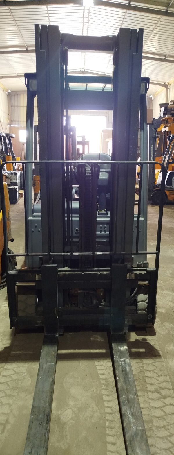 forklift, renting electric forklifts in Egypt, ايجار رافعه شوكيه كهربيه مصر, ايجار ونش شوكه كهرباء مصر, ايجار فوركلفت كهرباء مصر, ايجار كلارك 1.6 طن مصر, ايجار كلاركات مصر