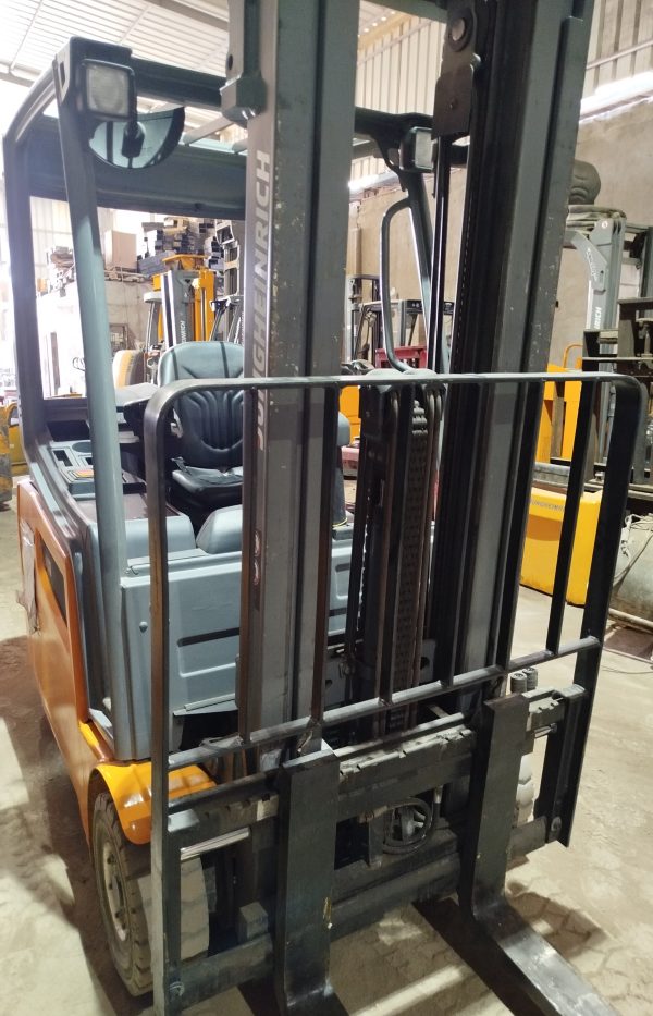forklift, renting electric forklifts in Egypt, ايجار رافعه شوكيه كهربيه مصر, ايجار ونش شوكه كهرباء مصر, ايجار فوركلفت كهرباء مصر, ايجار كلارك 1.6 طن مصر, ايجار كلاركات مصر