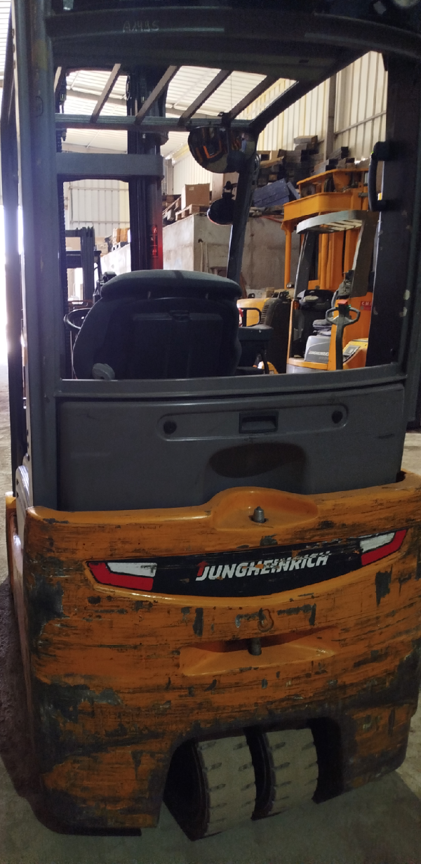 forklift, renting electric forklifts in Egypt, ايجار رافعه شوكيه كهربيه مصر, ايجار ونش شوكه كهرباء مصر, ايجار فوركلفت كهرباء مصر, ايجار كلارك 1.6 طن مصر, ايجار كلاركات مصر