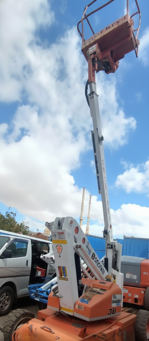 manlift, renting manlifts in Egypt, ايجار مان ليفت مصر, ايجار متر 13 , meter 13 ,مانلفت مصر