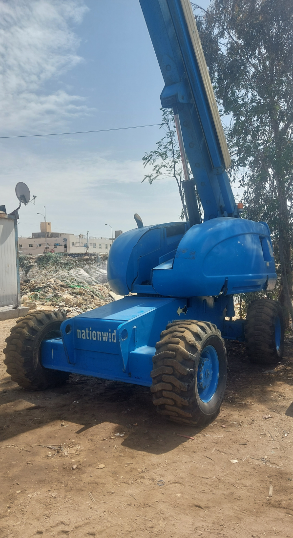 manlift, renting manlifts in Egypt, ايجار مان ليفت مصر, ايجار متر 22 , meter 22 ,مانلفت مصر